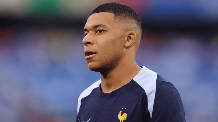 Kylian Mbappe Bakal Beli Klub Prancis, Mbappe Akan Berinvestasi Dibawah 20 Juta Euro